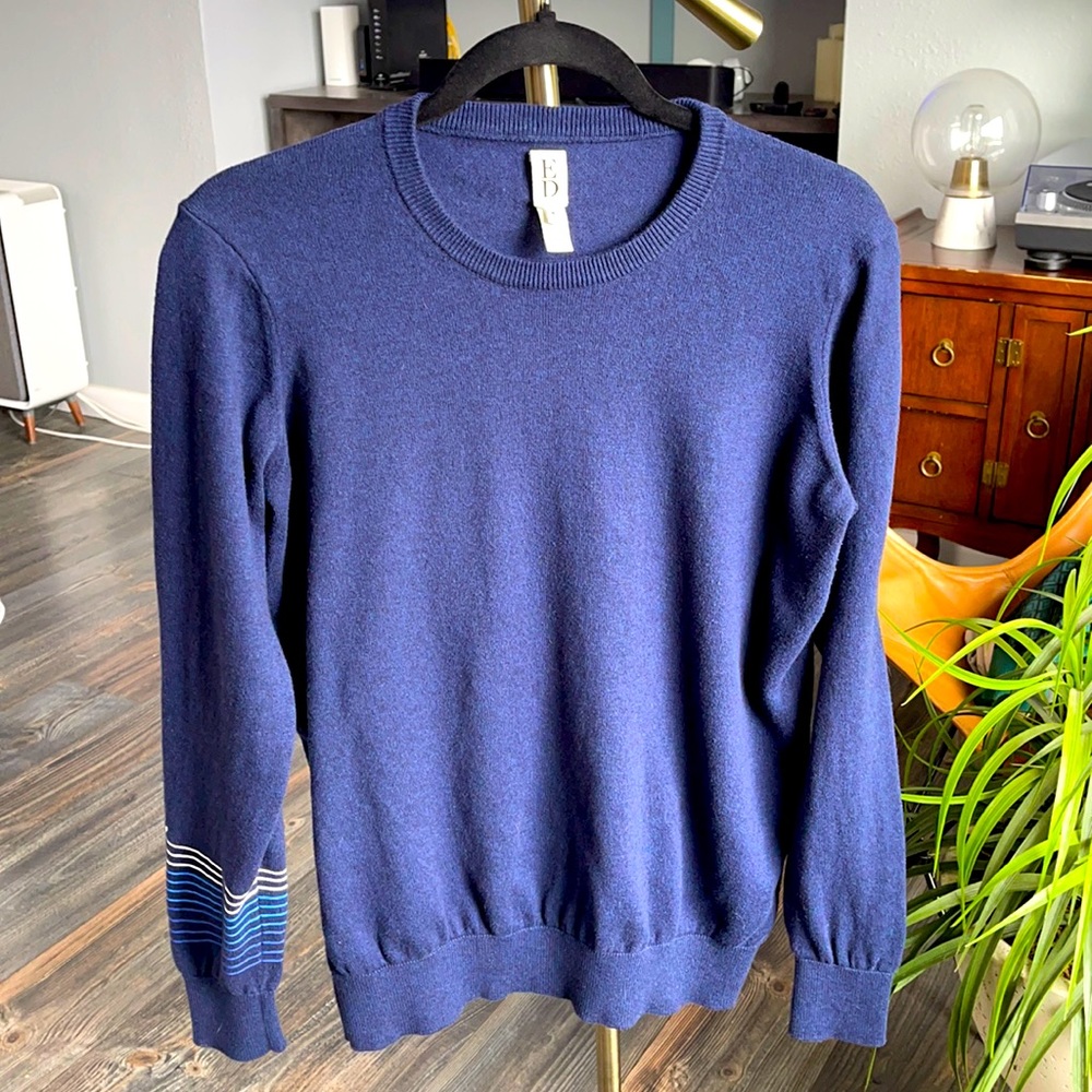 Ellen Degeneres (ED) women’s sweater